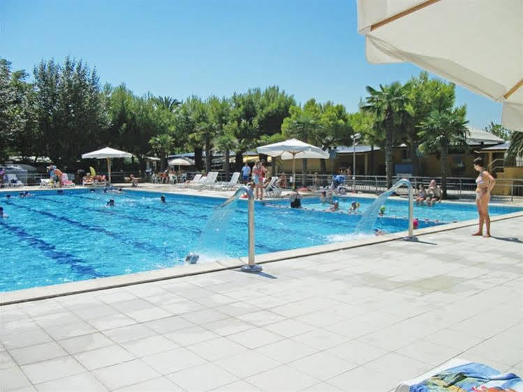 Stork Camping Village Roseto Degli Abruzzi Buitenkant foto